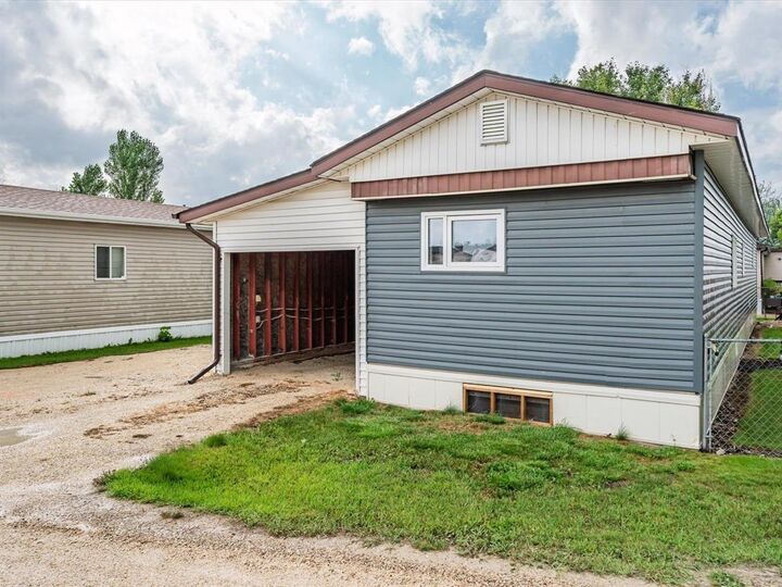 38 Cedar Crescent  St Clements MB R1C 0G5 photo