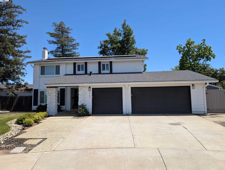 Property Photo:  2157 Farmington Pl  CA 94550 