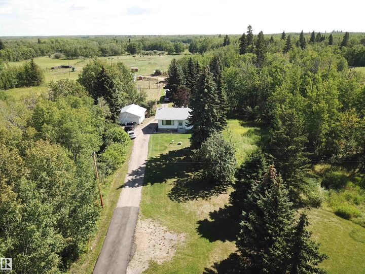 53121 Rg Rd 212  Rural Strathcona County AB T8G 1G1 photo