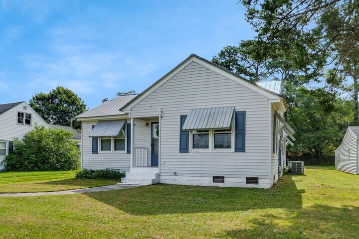 Property Photo: 15309 Parks St VA 23308
