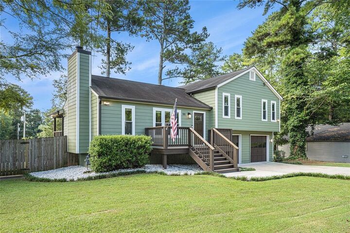 Property Photo:  111 Hartley Woods Drive NE  GA 30144 