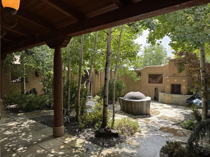 Property Photo:  3 Craftsman Road  NM 87506 