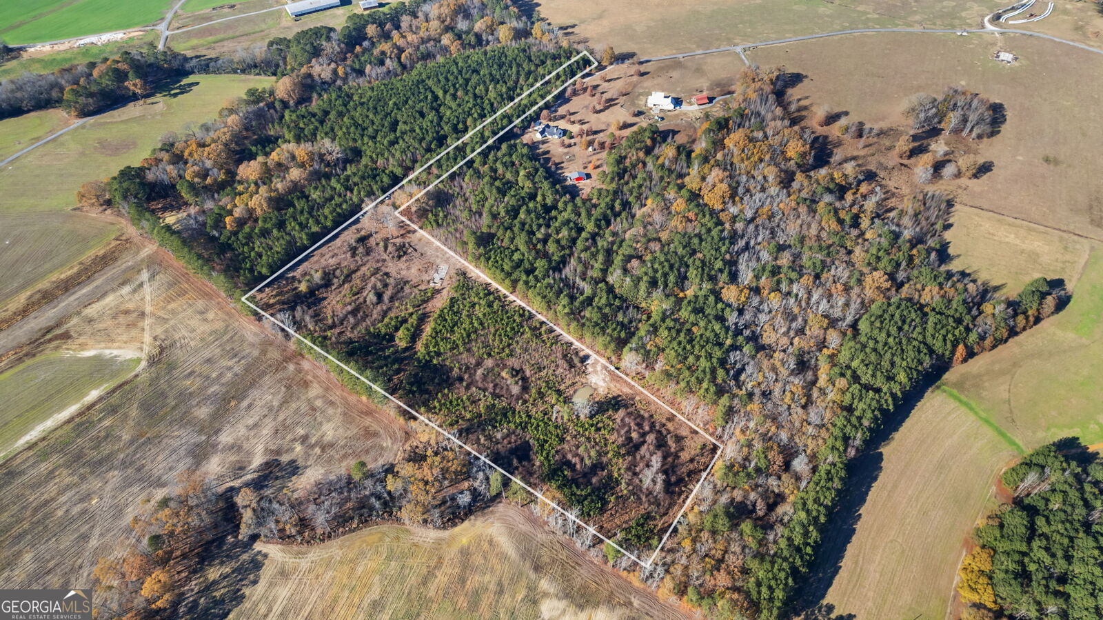 Property Photo:  1865 Morton Bend Road SW  GA 30161 