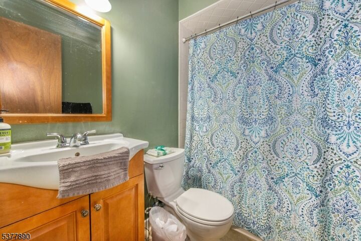 Property Photo: 5 Gray Rock Dr 7 NJ 07462