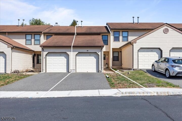 Property Photo:  134 Locust Ct  NJ 08822 