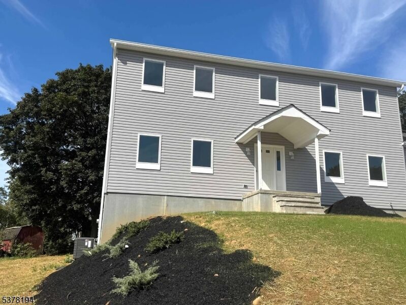 Property Photo:  5 Heather Hill Rd  NJ 07882 
