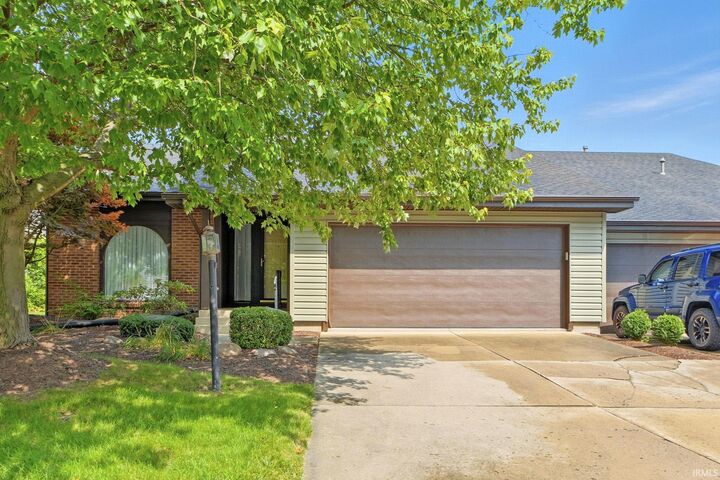 Property Photo: 2924 Seafarer Cove IN 46815-8519