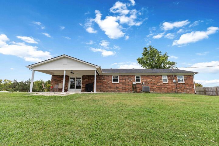 Property Photo:  144 Dallas Drive  KY 40475 