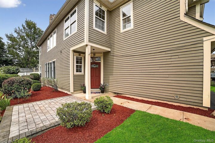 Property Photo:  11 Scofield Court  NY 10566 