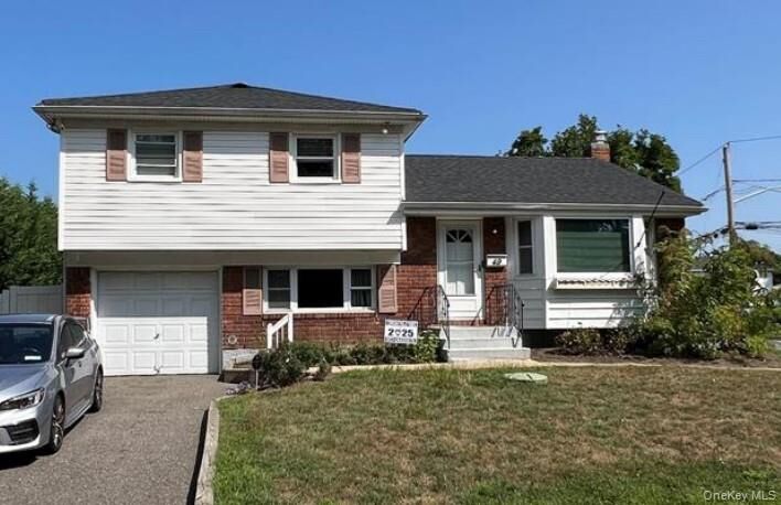 49 Catalpa Street  North Babylon NY 11703 photo