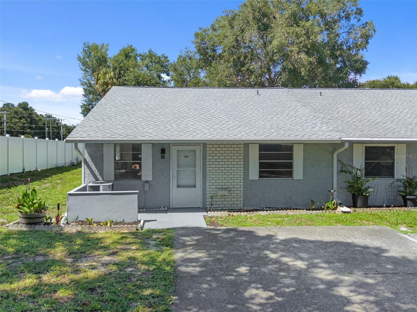 Property Photo:  874 Dow Lane  FL 32780 