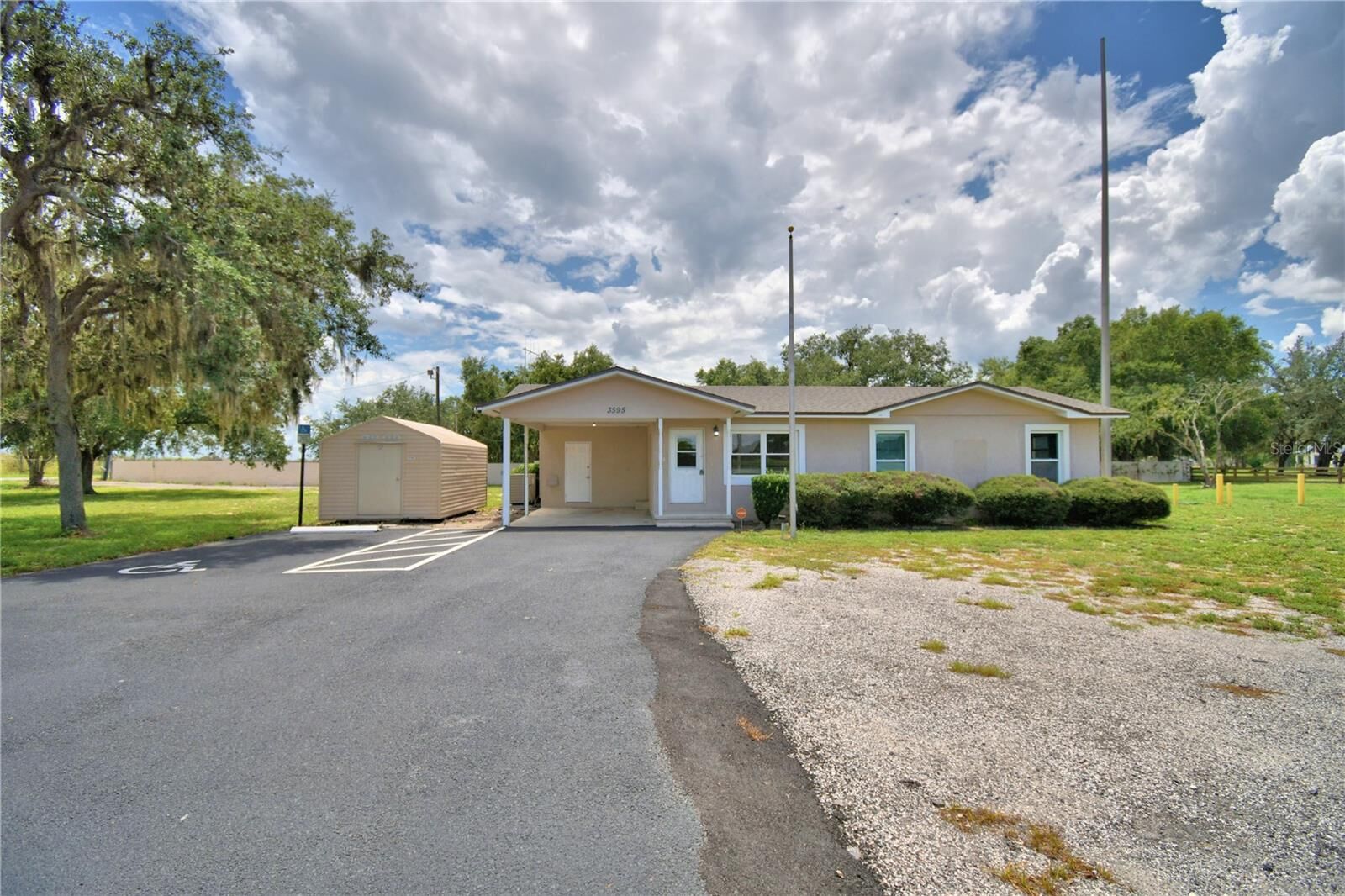 Property Photo: 3595 Kokomo Road FL 33844