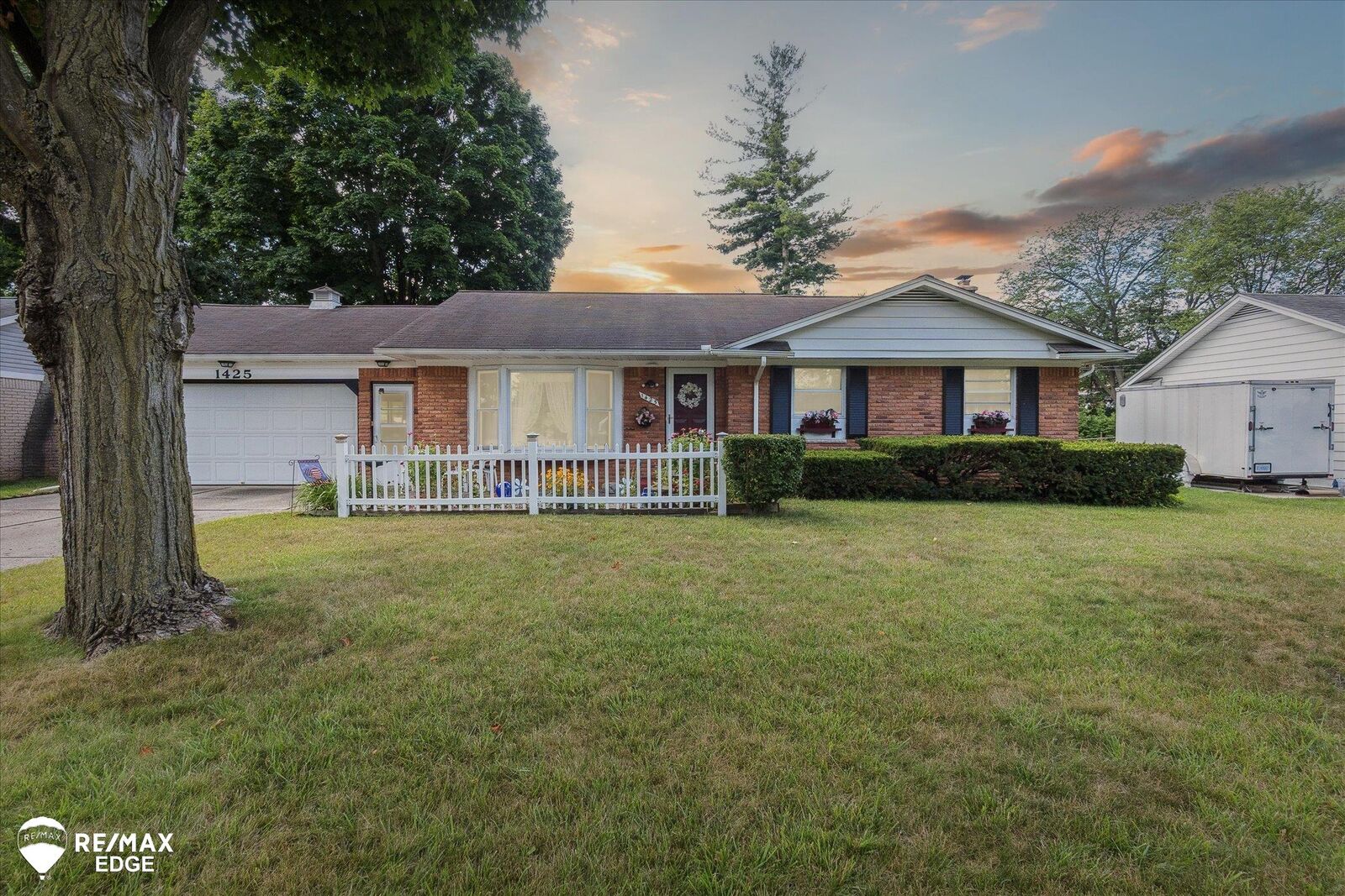 Property Photo:  1425 W Judd Road  MI 48507 
