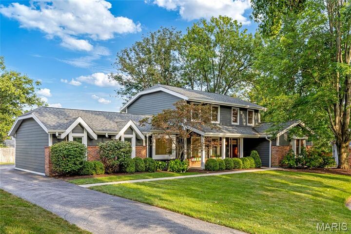 Property Photo:  1864 Oxborough Court  MO 63017 
