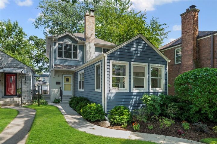 8449 Kedvale Avenue  Skokie IL 60076 photo