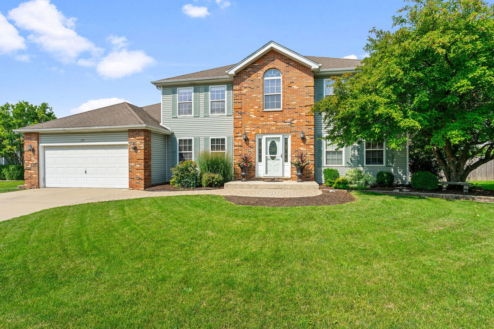 Property Photo: 377 Blackfoot Drive IL 60490
