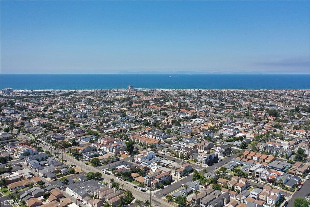 Property Photo:  1017 Delaware Street  CA 92648 