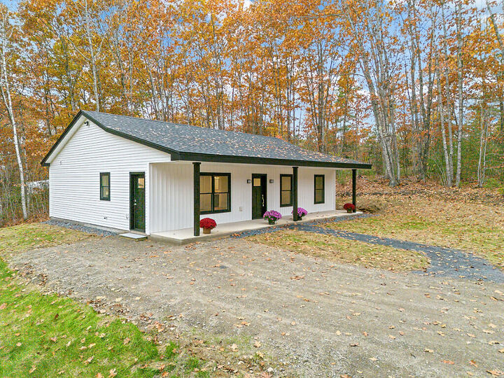 Property Photo: 3 Stone Hedge Lane ME 04363