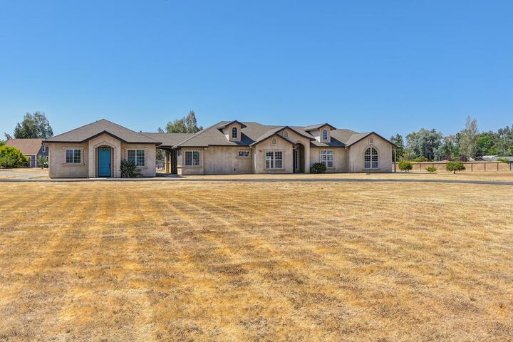 Property Photo: 12400 Jackson Road CA 95683