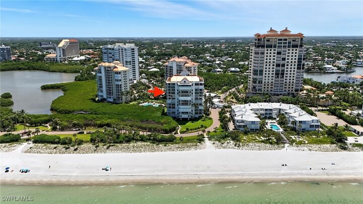 Property Photo:  20 Seagate Drive 803  FL 34103