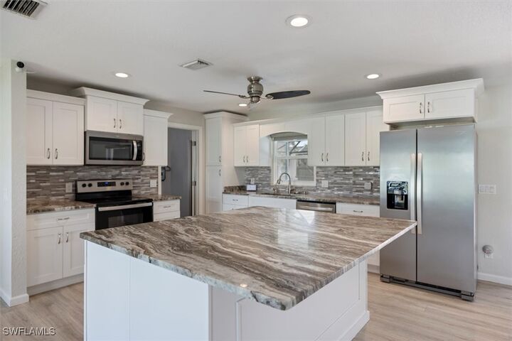 Property Photo:  1346 Beacon Drive  FL 33952 