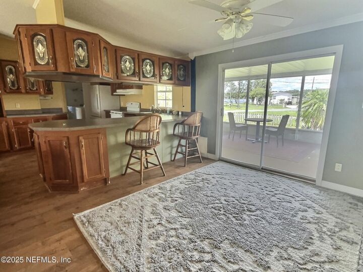 Property Photo:  186 Sportsman Drive  FL 32193 