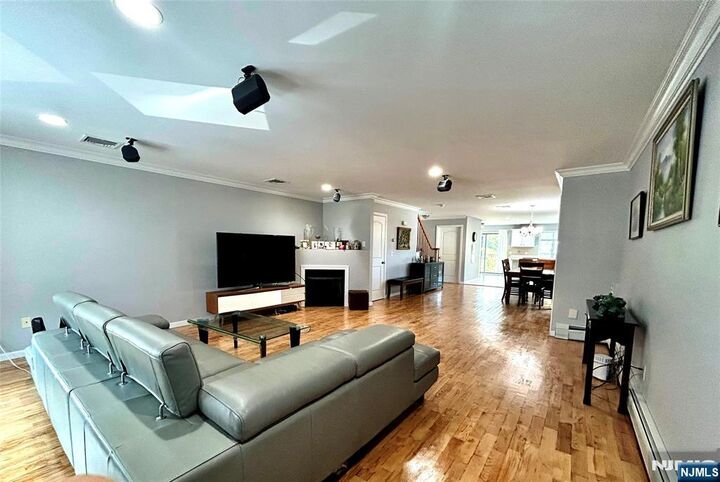 Property Photo:  322 E Palisades Boulevard B  NJ 07650 