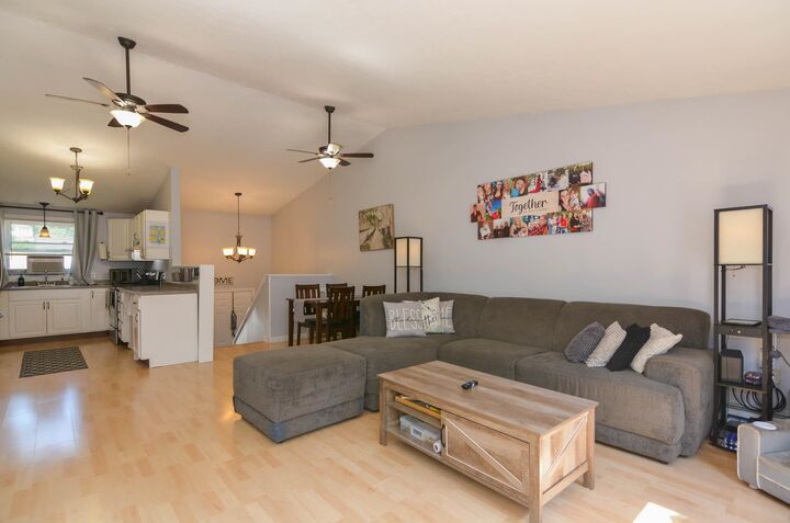 Property Photo:  881 Mammoth Road  NH 03104 