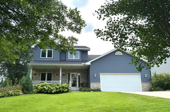 Property Photo: 800 Eastridge Drive MN 55057