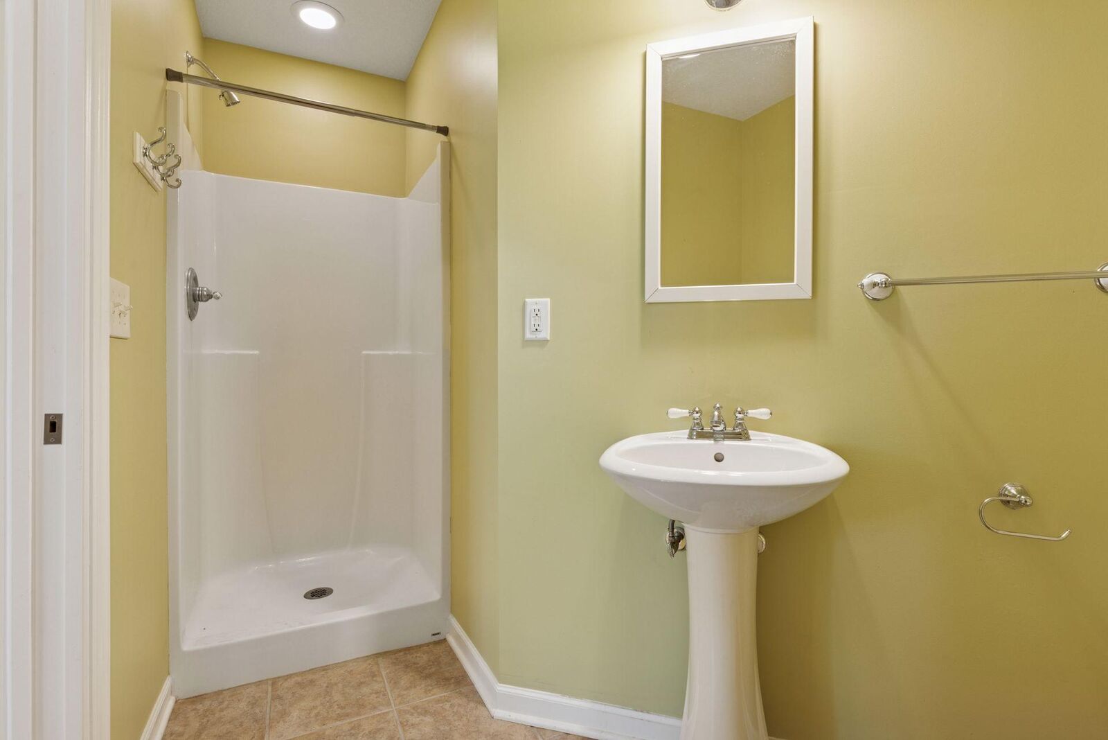 Property Photo:  2062 Mainstreet  MN 55343 