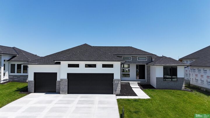 5425 N 212 Street  Elkhorn NE 68022 photo