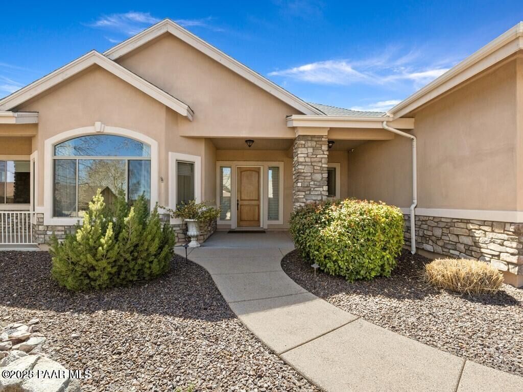 Property Photo:  1571 Gettysvue Way  AZ 86301 