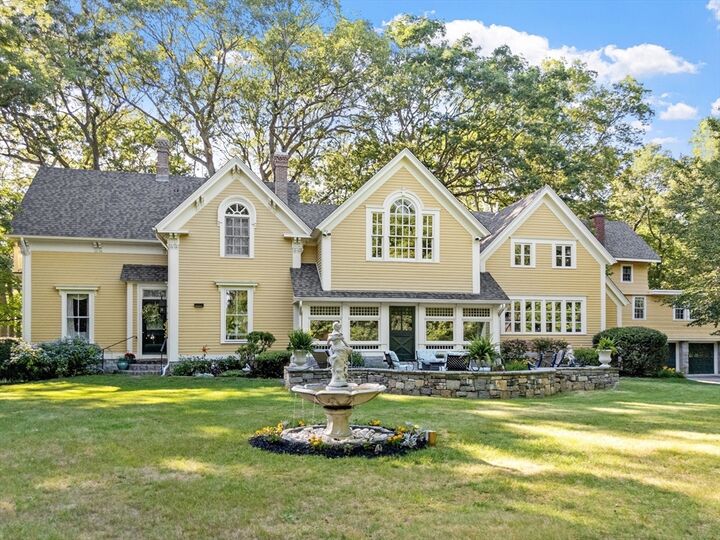 202 Paine St  Bellingham MA 02019 photo