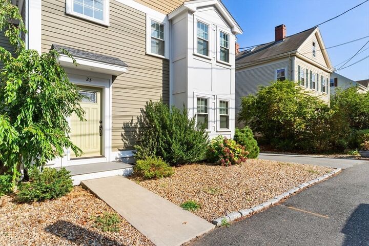 Property Photo:  23 Locust St 2  MA 01923 