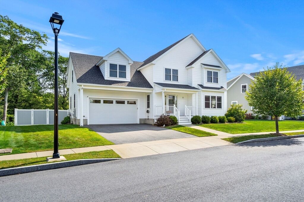 Property Photo:  11 Woodlands Road  MA 01970 