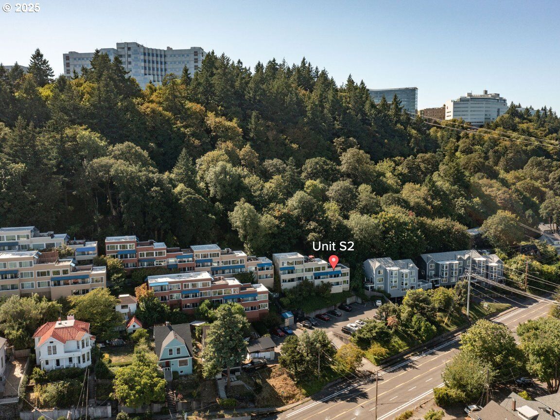 Property Photo: 3515 SW Barbur Blvd S2 OR 97239