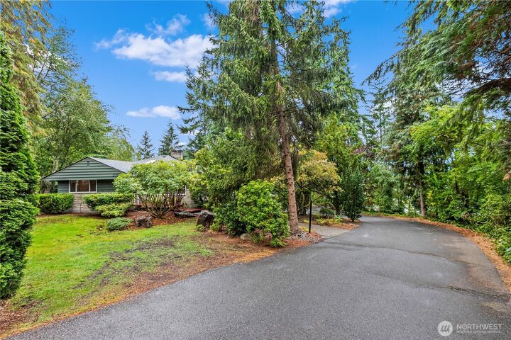 Property Photo: 23024 99th Avenue W WA 98020