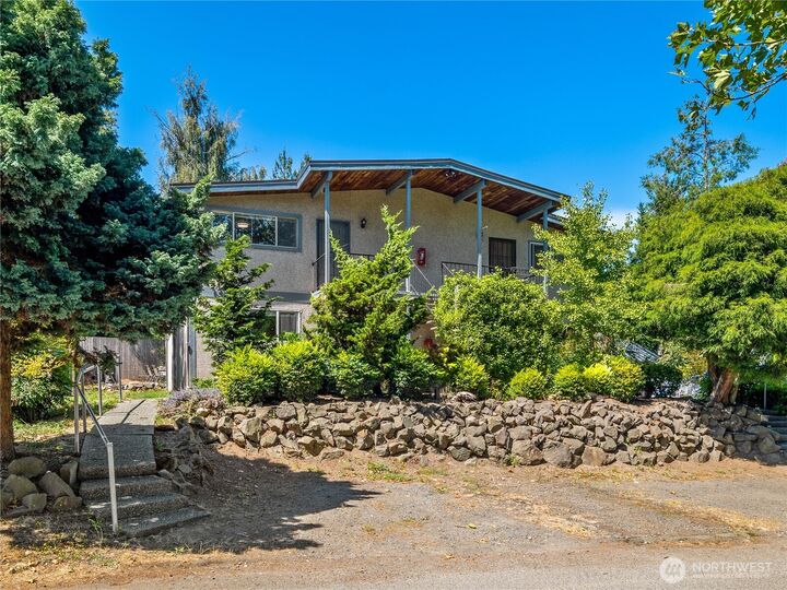 Property Photo:  13041  12th Avenue SW  WA 98146 