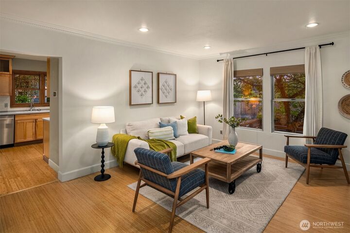 Property Photo: 1503 NE 63rd Street WA 98115
