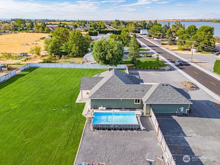 Property Photo: 3064 NE Westshore Drive WA 98837