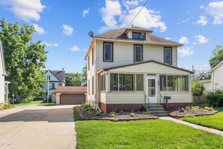 607 Washington Street  Edgerton WI 53534 photo