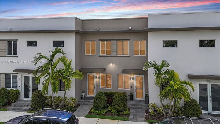 6504 NW 105th Pl  Doral FL 33178 photo
