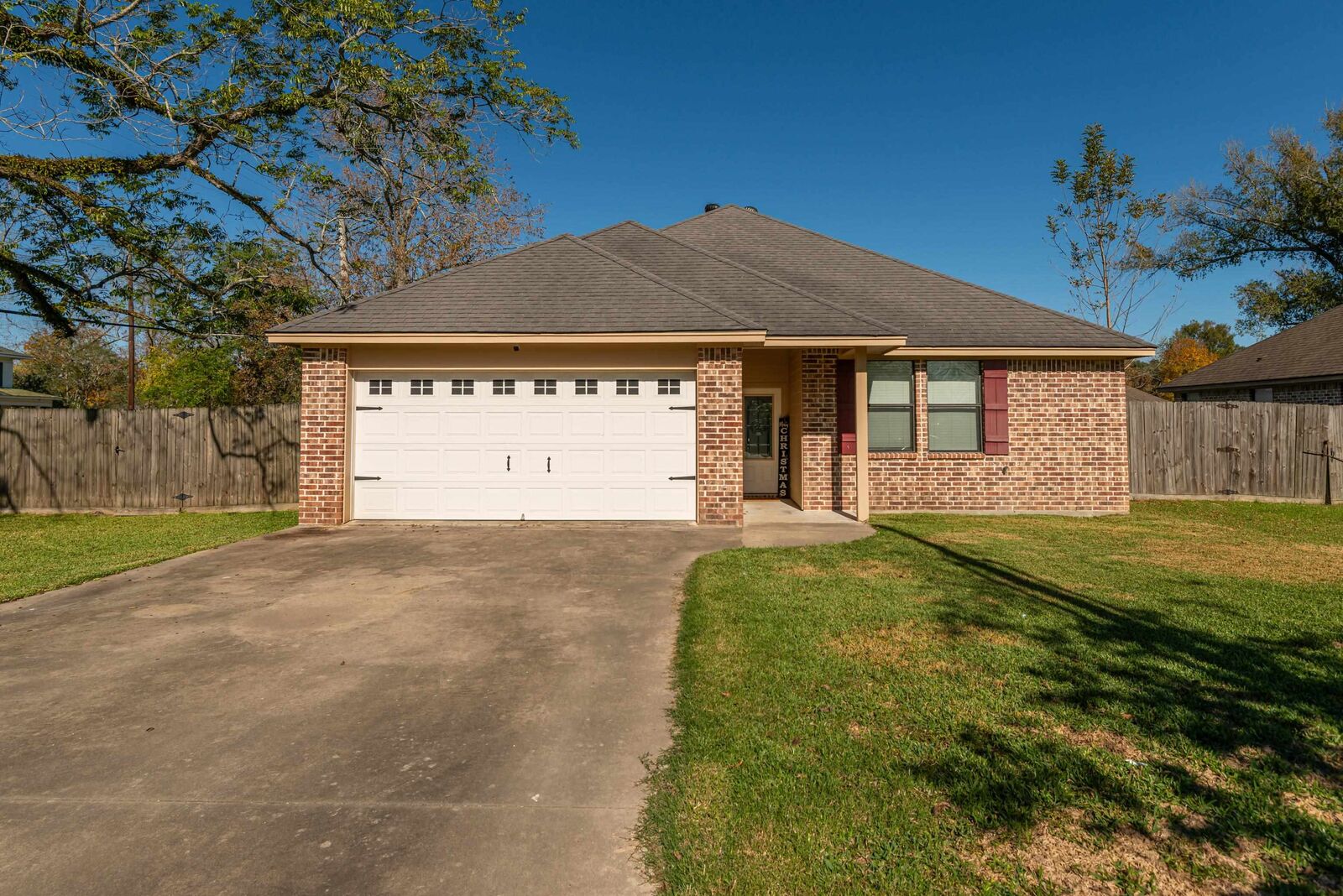 Property Photo: 190 W Barfield TX 77659