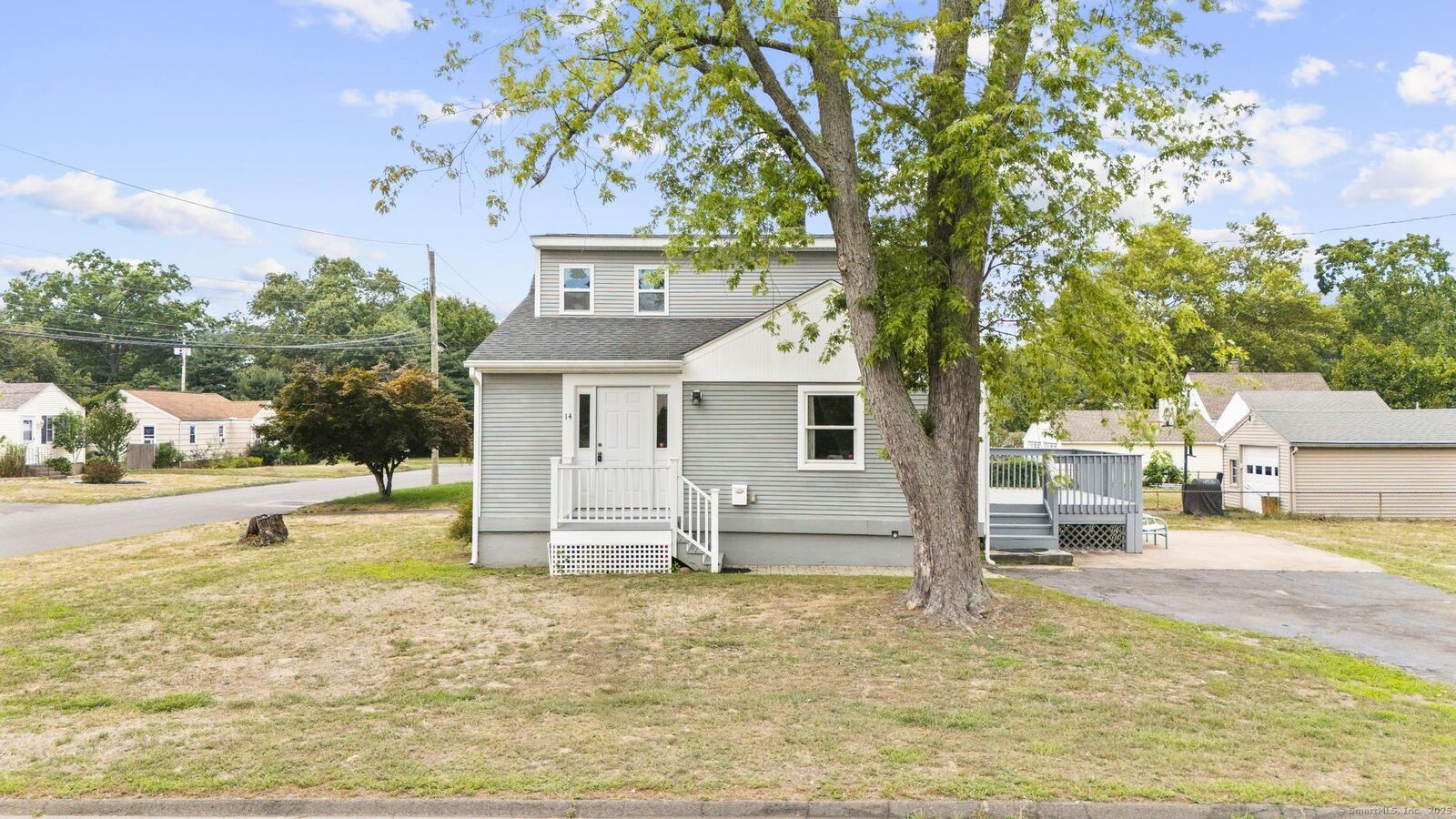 Property Photo:  14 Lynette Drive  CT 06473 