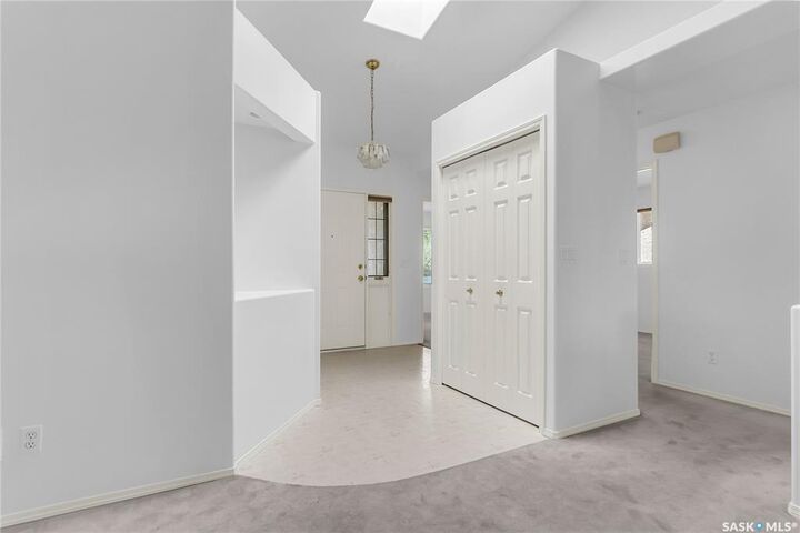 Property Photo: 110 Blackthorn Crescent SK S7V 1B1