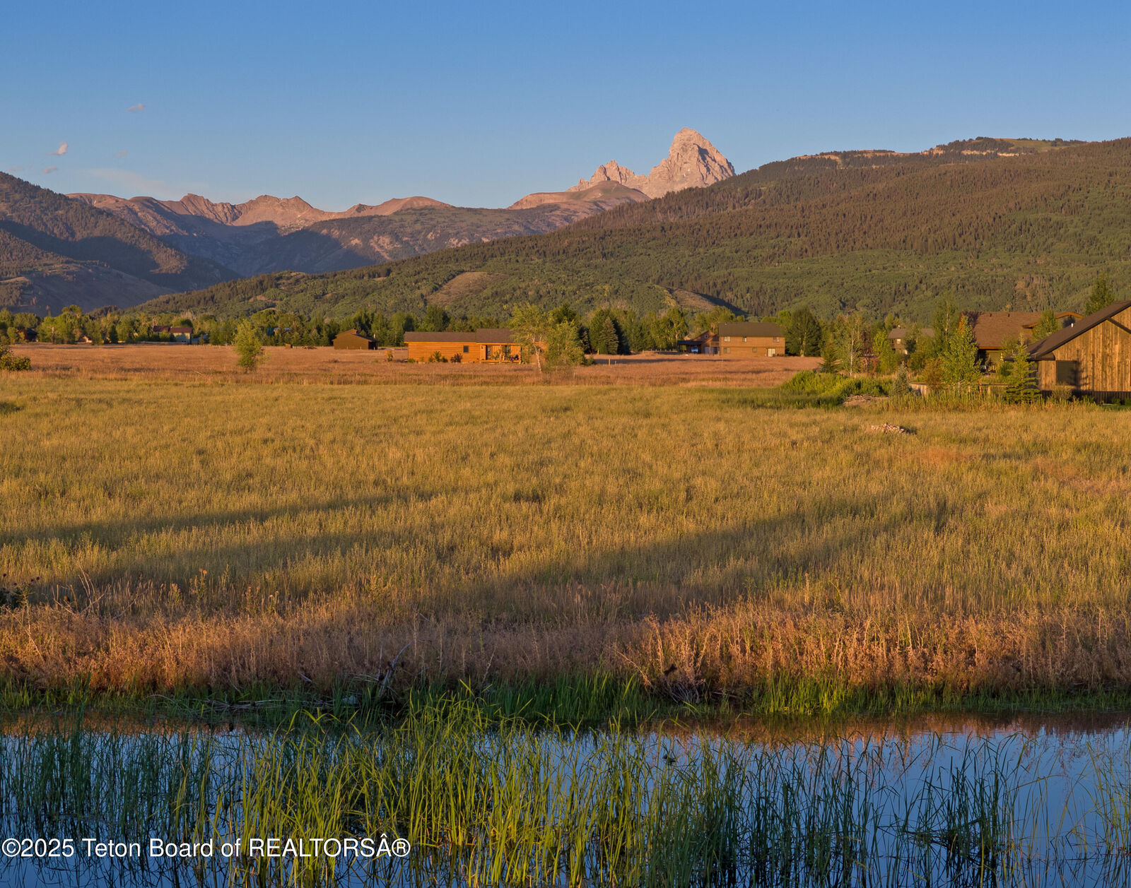 Property Photo:  1422 Whitetail Drive  ID 83422 