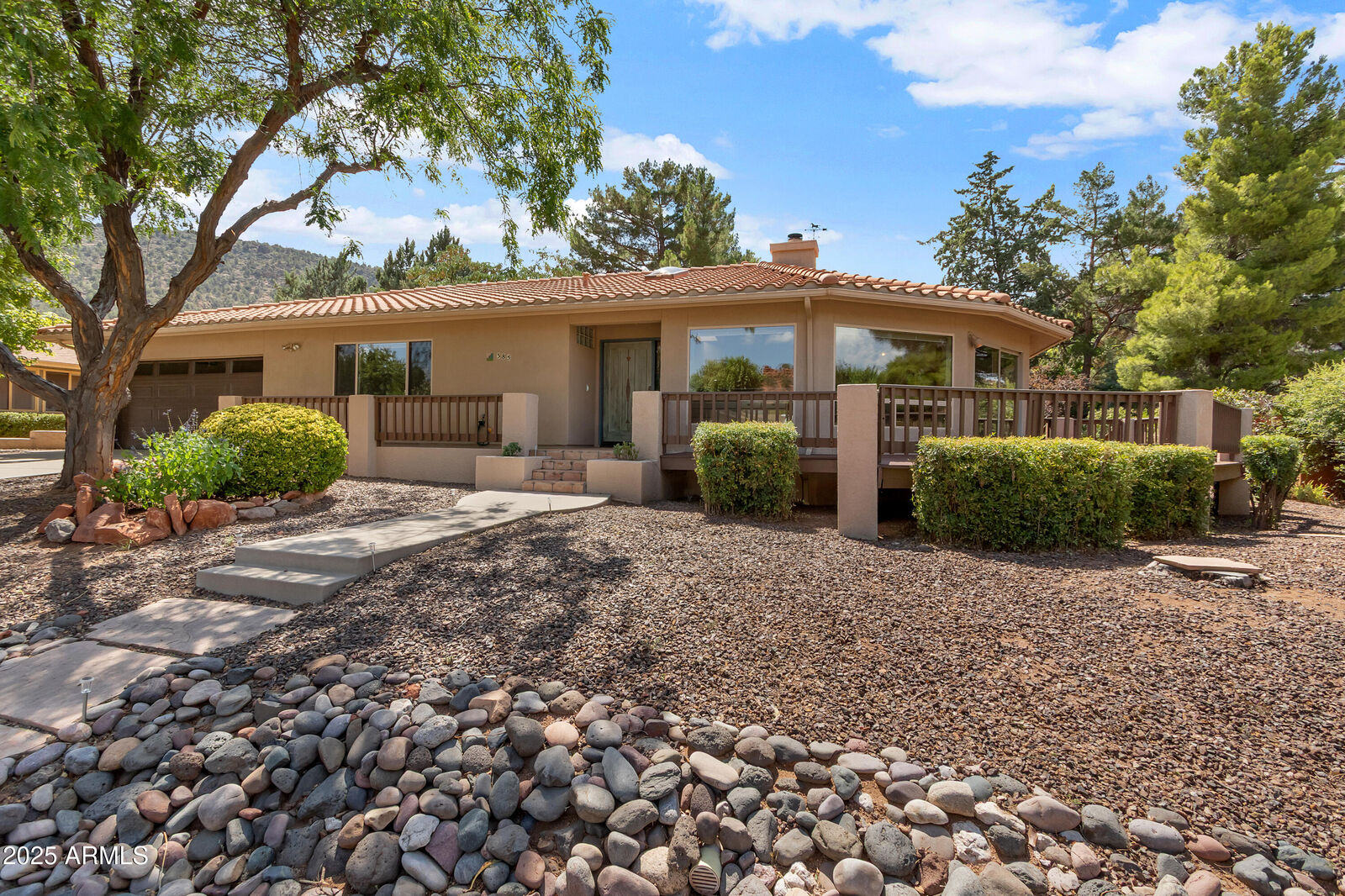 Property Photo: 385 Montazona Trail AZ 86351