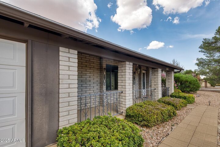 Property Photo: 2011 E Foothills Drive AZ 85635