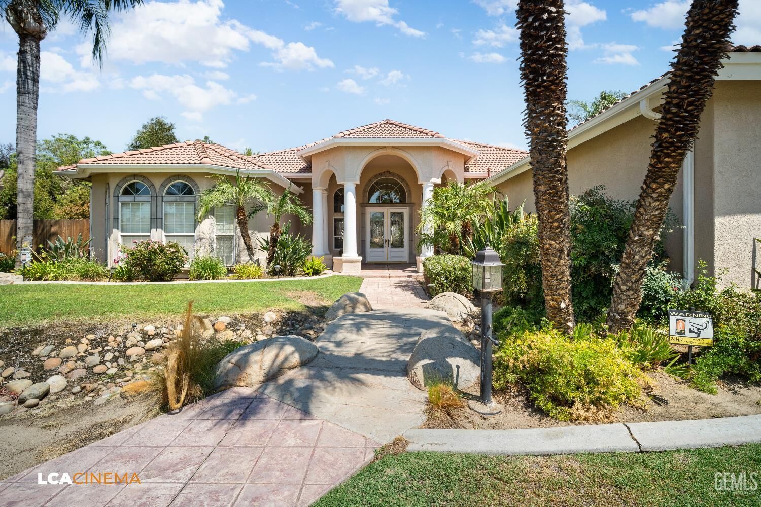 Property Photo: 13300 Blodget Avenue CA 93314