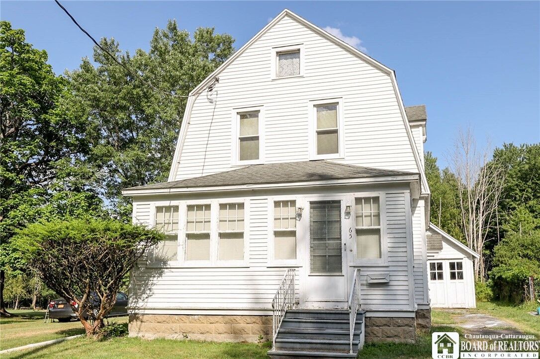 Property Photo:  65 Benson Street  NY 14701 